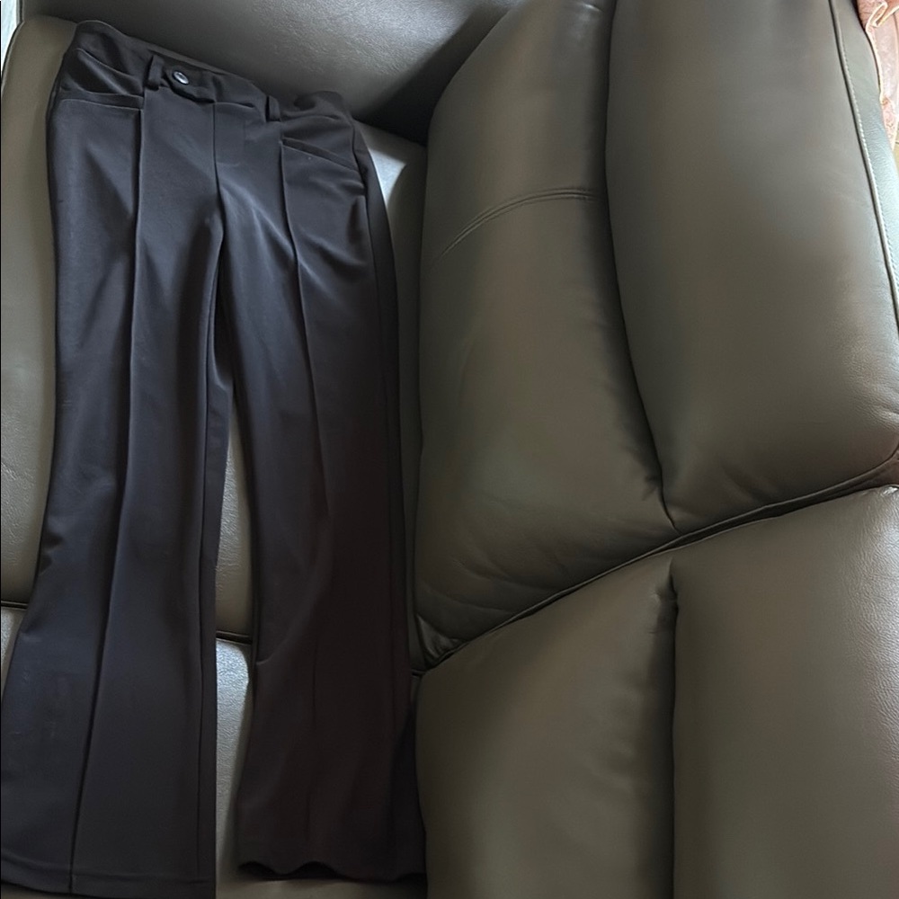 Soho Black Dress Pants with Pleats